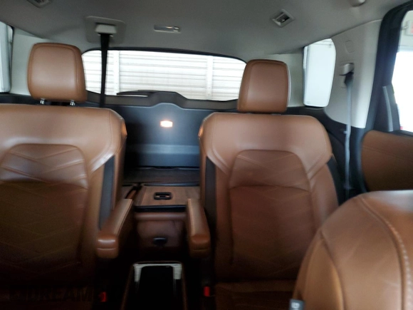 2022 Nissan Pathfinder Platinum with VIN 5N1DR3DK0NC215464, listed as a Copart auction lot 55398925 with 85,302 mi miles and Salvage title. Bid and sale history available at DreamBid. Image 10.