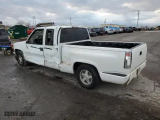 1998 Chevrolet C/K 1500 with VIN 2GCEC19R7W1113042, listed as a Copart auction lot 83655164 with 148,188 mi miles and Salvage Title. Bid and sale history available at carsss.com. Image 2.