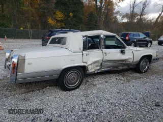 1991 Cadillac Brougham z VIN 1G6DW54E6MR710852, wystawiony jako Copart lot #76027004 z przebiegiem Nie podano mil oraz Szkody całkowita. Historia ofert i sprzedaży dostępna na DreamBid. Obrazek 3.