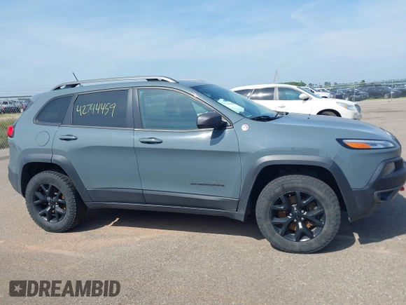 2015 Jeep Cherokee Trailhawk с VIN 1C4PJMBS7FW569497, выставлен на аукционе IAAI как лот 42744459 с пробегом 177 265 миль миль и . История ставок и продаж доступна на DreamBid. Изображение 13.