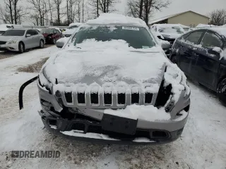 2014 Jeep Cherokee Latitude with VIN 1C4PJMCS7EW244474, listed as a Copart auction lot 84860154 with 154,082 mi miles and Non Repairable. Bid and sale history available at carsss.com. Image 5.