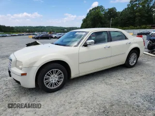 2010 Chrysler 300 Touring с VIN 2C3CA5CVXAH241399, выставлен на аукционе Copart как лот 63964325 с пробегом 141 954 миль миль и Списание • Salvage title. История ставок и продаж доступна на DreamBid. Изображение 1.