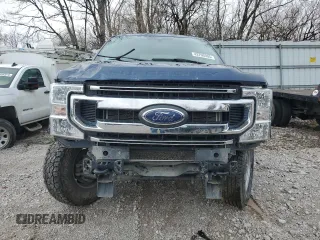 2022 Ford F-350 XL with VIN 1FT8W3BTXNED06336, listed as a Copart auction lot 64242025 with Not provided miles and Salvage title. Bid and sale history available at DreamBid. Image 5.