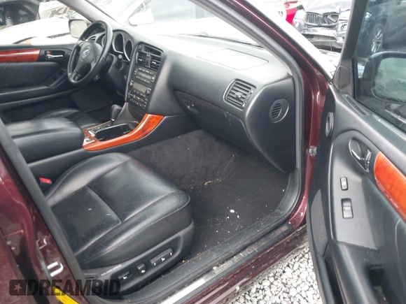2001 Lexus GS 300 z VIN JT8BD69S410132392, wystawiony jako IAAI lot #42019766 z przebiegiem 119 345 mil mil oraz . Historia ofert i sprzedaży dostępna na DreamBid. Obrazek 5.