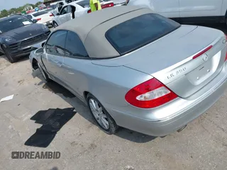 2007 Mercedes-Benz CLK 350 z VIN WDBTK56F57T080161, wystawiony jako IAAI lot #42291070 z przebiegiem 64 689 mil mil oraz . Historia ofert i sprzedaży dostępna na DreamBid. Obrazek 3.