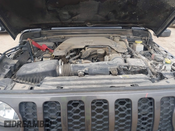 2020 Jeep Gladiator Sport S with VIN 1C6HJTAG2LL151865, listed as a IAAI auction lot 41649805 with 117,093 mi miles. Bid and sale history available at carsss.com. Image 10.