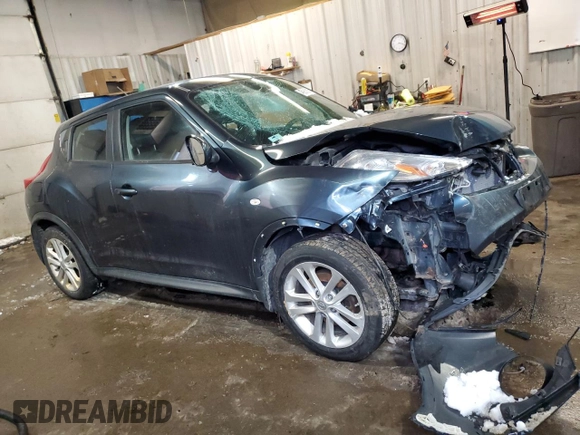 2014 Nissan Juke S with VIN JN8AF5MVXET480872, listed as a Copart auction lot 45961815 with 121,154 mi miles and Salvage Title. Bid and sale history available at carsss.com. Image 4.