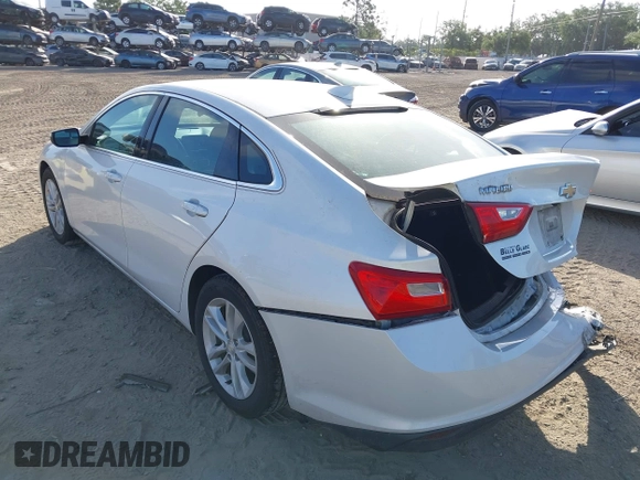 2018 Chevrolet Malibu LT with VIN 1G1ZD5ST8JF207503, listed as a IAAI auction lot 41955086 with 88,327 mi miles and . Bid and sale history available at carsss.com. Image 3.
