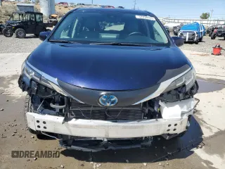 2021 Toyota Sienna XLE with VIN 5TDYSKFC8MS032403, listed as a Copart auction lot 52438625 with 48,738 mi miles and Salvage Title. Bid and sale history available at DreamBid. Image 5.