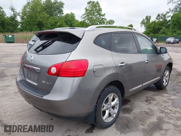 2011 Nissan Rogue SV z VIN JN8AS5MV9BW684553, wystawiony jako IAAI lot #42310408 z przebiegiem 130 954 mil mil oraz . Historia ofert i sprzedaży dostępna na DreamBid. Obrazek 4.