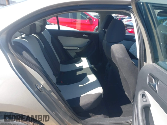 2015 Volkswagen Jetta S с VIN 3VW2K7AJ5FM277619, выставлен на аукционе IAAI как лот 41786668 с пробегом 73 073 миль миль и . История ставок и продаж доступна на DreamBid. Изображение 8.
