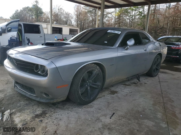 2015 Dodge Challenger R/T with VIN 2C3CDZAT8FH782989, listed as a Copart auction lot 45286715 with 0 mi miles and Clean Title. Bid and sale history available at carsss.com. Image 1.