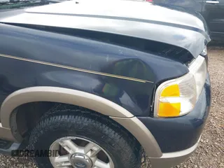 2002 Ford Explorer Eddie Bauer с VIN 1FMDU74E12UA64219, выставлен на аукционе IAAI как лот 41939683 с пробегом Не указан миль и . История ставок и продаж доступна на DreamBid. Изображение 6.