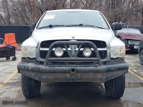 2005 Dodge Ram 1500 SLT with VIN 1D7HU18NX5J611870, listed as a IAAI auction lot 41483474 with 201,422 mi miles. Bid and sale history available at carsss.com. Image 6.