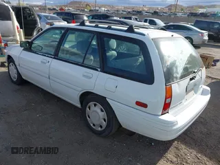 1995 Ford Escort z VIN 3FASP15J8SR142245, wystawiony jako IAAI lot #41901298 z przebiegiem 163 045 mil mil oraz . Historia ofert i sprzedaży dostępna na DreamBid. Obrazek 3.