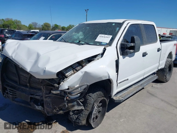 2021 Ford Super Duty F-250 SRW XL with VIN 1FT7W2BT3MEC30933, listed as a IAAI auction lot 41836915 with 100,089 mi miles. Bid and sale history available at carsss.com. Image 17.