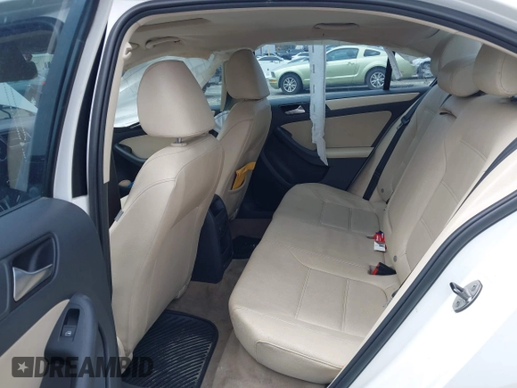 2011 Volkswagen Jetta SE with VIN 3VWDX7AJ2BM345251, listed as a IAAI auction lot 42407502 with 110,121 mi miles and . Bid and sale history available at DreamBid. Image 8.