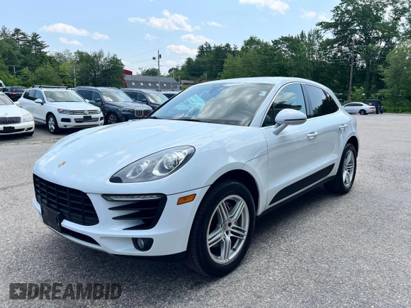 2016 Porsche Macan S with VIN WP1AB2A59GLB40365, listed as a Copart auction lot 60898695 with 192,752 mi miles and Clean title. Bid and sale history available at DreamBid. Image 2.