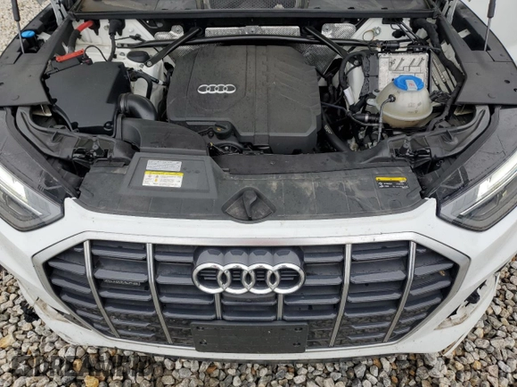 2021 Audi Q5 Premium Plus with VIN WA1BAAFY1M2017872, listed as a Copart auction lot 59964725 with 58,694 mi miles and Salvage title. Bid and sale history available at DreamBid. Image 12.