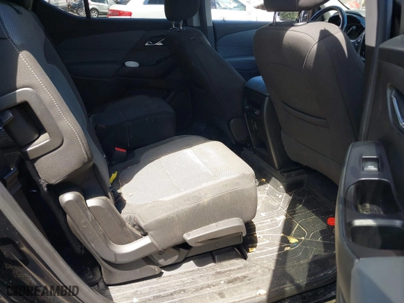 2020 Chevrolet Traverse LT Cloth with VIN 1GNEVGKW6LJ101101, listed as a IAAI auction lot 40050482 with 86,527 mi miles. Bid and sale history available at carsss.com. Image 8.