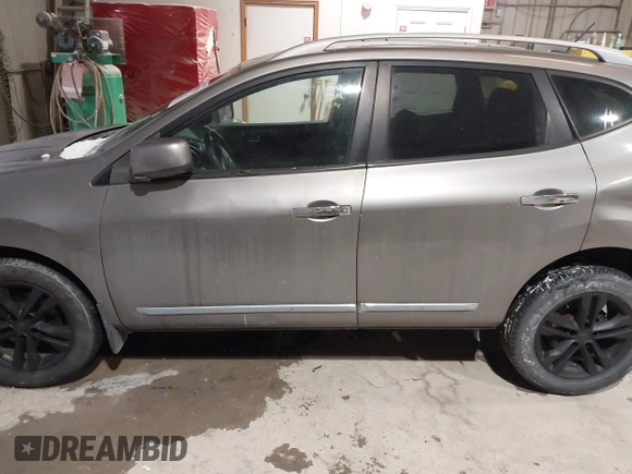 2012 Nissan Rogue SL with VIN JN8AS5MT6CW606392, listed as a IAAI auction lot 41586796 with 152,278 mi miles and . Bid and sale history available at DreamBid. Image 14.