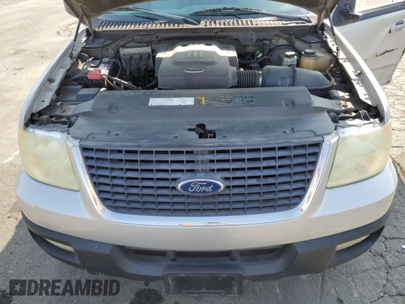 2004 Ford Expedition Special Service z VIN 1FMRU15W44LB83370, wystawiony jako Copart lot #54530685 z przebiegiem 172 179 mil mil oraz Szkoda całkowita • Salvage title. Historia ofert i sprzedaży dostępna na DreamBid. Obrazek 12.