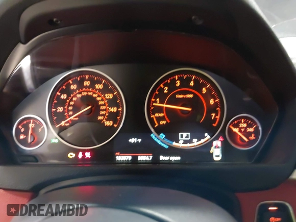 2018 BMW 4 Series 440i xDrive z VIN WBA4W9C50JAC99285, wystawiony jako IAAI lot #42491305 z przebiegiem 153 879 mil mil oraz . Historia ofert i sprzedaży dostępna na DreamBid. Obrazek 7.