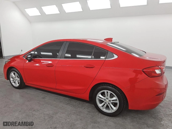 2018 Chevrolet Cruze LT with VIN 1G1BE5SM1J7156668, listed as a Copart auction lot 46872405 with 167,289 mi miles and Clean Title. Bid and sale history available at carsss.com. Image 2.