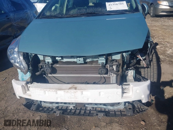 2014 Toyota Prius Two with VIN JTDZN3EU2E3333540, listed as a IAAI auction lot 41316701 with 33,465 mi miles and . Bid and sale history available at DreamBid. Image 6.