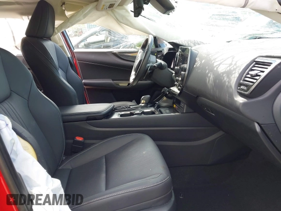 2024 Lexus NX 350h Premium z VIN 2T2GKCEZ7RC025509, wystawiony jako IAAI lot #41998061 z przebiegiem 29 737 mil mil oraz . Historia ofert i sprzedaży dostępna na DreamBid. Obrazek 5.