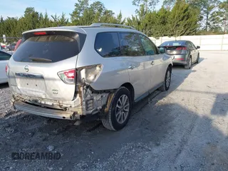 2015 Nissan Pathfinder SV с VIN 5N1AR2MM0FC686224, выставлен на аукционе IAAI как лот 41887640 с пробегом 166 379 миль миль и . История ставок и продаж доступна на DreamBid. Изображение 4.