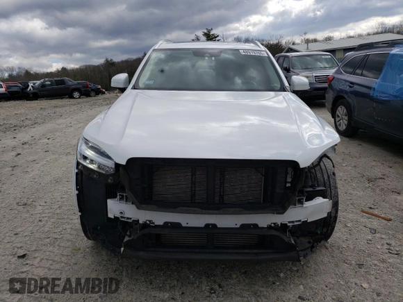 2020 Volvo XC90 Momentum with VIN YV4A221K3L1537726, listed as a Copart auction lot 48919765 with 60,763 mi miles and Salvage title. Bid and sale history available at DreamBid. Image 5.