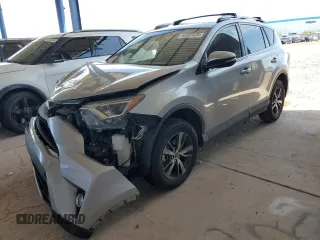 2018 Toyota RAV4 XLE z VIN JTMWFREV5JD119660, wystawiony jako Copart lot #54597425 z przebiegiem 46 379 mil mil oraz Szkoda całkowita • Salvage title. Historia ofert i sprzedaży dostępna na DreamBid. Obrazek 1.
