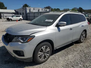 2017 Nissan Pathfinder SL with VIN 5N1DR2MM2HC641270, listed as a Copart auction lot 52994125 with 129,596 mi miles and Clean Title. Bid and sale history available at carsss.com. Image 1.
