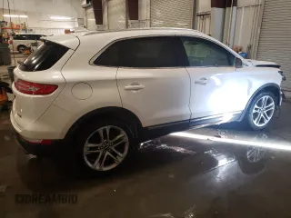 2015 Lincoln MKC with VIN 5LMTJ2AH5FUJ15147, listed as a Copart auction lot 45133245 with 110,872 mi miles and Salvage Title. Bid and sale history available at carsss.com. Image 3.