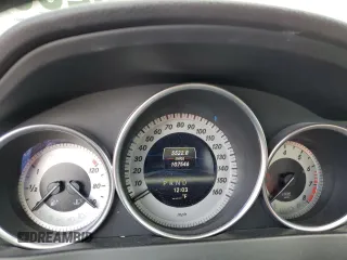 2013 Mercedes-Benz C 300 Sport z VIN WDDGF8AB1DR286864, wystawiony jako Copart lot #62366405 z przebiegiem 107 546 mil mil oraz Szkoda całkowita • Salvage title. Historia ofert i sprzedaży dostępna na DreamBid. Obrazek 9.