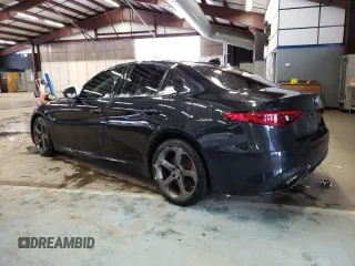 2017 Alfa Romeo Giulia with VIN ZARFAEDN0H7555470, listed as a Copart auction lot 43903823 with 99,753 mi miles. Bid and sale history available at carsss.com. Image 2.