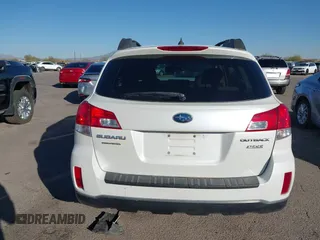 2014 Subaru Outback 2.5i Premium with VIN 4S4BRBCC7E3298502, listed as a IAAI auction lot 41502057 with 127,046 mi miles. Bid and sale history available at carsss.com. Image 16.