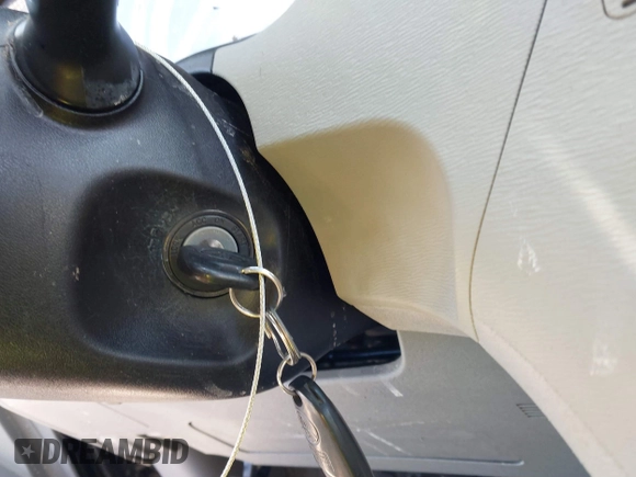 2014 Toyota Sienna SE with VIN 5TDXK3DC3ES521202, listed as a IAAI auction lot 41579320 with 182,982 mi miles and . Bid and sale history available at DreamBid. Image 11.