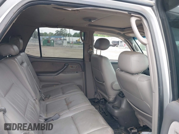 2003 Toyota Sequoia SR5 with VIN 5TDBT44A93S170594, listed as a IAAI auction lot 42251396 with 218,620 mi miles and . Bid and sale history available at DreamBid. Image 8.