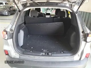 2022 Ford Escape SE z VIN 1FMCU0G61NUB33373, wystawiony jako IAAI lot #42791529 z przebiegiem 56 067 mil mil oraz . Historia ofert i sprzedaży dostępna na DreamBid. Obrazek 27.