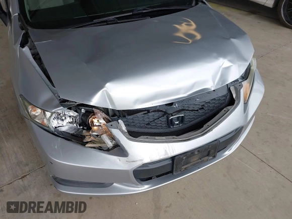 2013 Honda Civic Cpe LX with VIN 2HGFG3B54DH518888, listed as a IAAI auction lot 41943970 with 92,750 mi miles. Bid and sale history available at carsss.com. Image 6.
