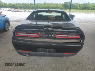 2016 Dodge Challenger SXT z VIN 2C3CDZAG7GH317012, wystawiony jako Copart lot #55610745 z przebiegiem 106 917 mil mil oraz Szkoda całkowita • Salvage title. Historia ofert i sprzedaży dostępna na DreamBid. Obrazek 6.