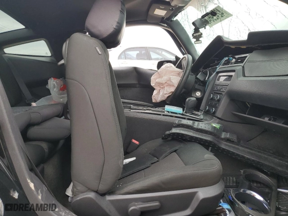 2014 Ford Mustang V6 with VIN 1ZVBP8AM8E5301580, listed as a Copart auction lot 42429645 with 0 mi miles and Salvage Title. Bid and sale history available at carsss.com. Image 7.