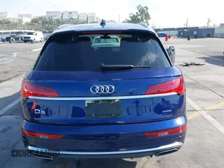2023 Audi Q5 S line Premium with VIN WA1GAAFY4P2106846, listed as a IAAI auction lot 40960501 with 17,830 mi miles. Bid and sale history available at carsss.com. Image 16.