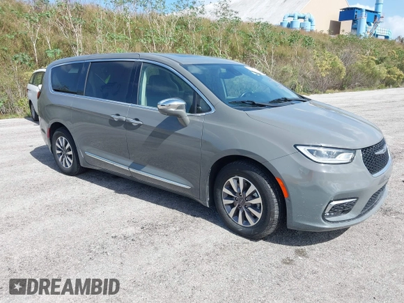 2022 Chrysler Pacifica Hybrid Limited z VIN 2C4RC1S71NR144989, wystawiony jako IAAI lot #40735375 z przebiegiem 61 361 mil mil oraz . Historia ofert i sprzedaży dostępna na DreamBid. Obrazek 1.