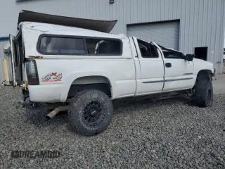 2003 GMC Sierra 2500HD SLE z VIN 1GTHK29U83E116147, wystawiony jako Copart lot #57079385 z przebiegiem Nie podano mil oraz Szkoda całkowita • Salvage title. Historia ofert i sprzedaży dostępna na DreamBid. Obrazek 3.