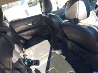 2016 Nissan Rogue SL with VIN 5N1AT2MV6GC749354, listed as a IAAI auction lot 41614606 with 146,198 mi miles. Bid and sale history available at carsss.com. Image 8.