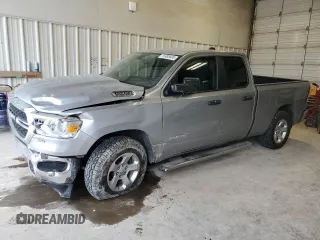 2019 Ram 1500 Tradesman z VIN 1C6RRECT7KN745812, wystawiony jako Copart lot #55485685 z przebiegiem 82 422 mil mil oraz Szkoda całkowita • Salvage title. Historia ofert i sprzedaży dostępna na DreamBid. Obrazek 1.