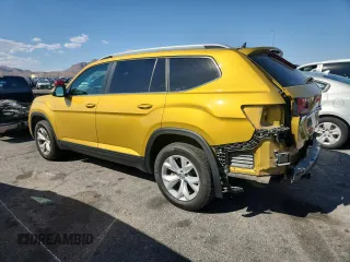 2018 Volkswagen Atlas SE with VIN 1V2DR2CA1JC549051, listed as a Copart auction lot 60279295 with 121,063 mi miles and Salvage title. Bid and sale history available at DreamBid. Image 2.